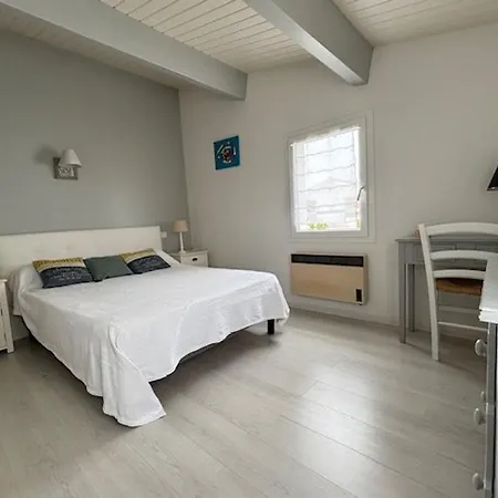 Apartamento Rénové à Royan, Proche Plage, Terrasse, Parking Privé - Fr-1-494-102 Royan